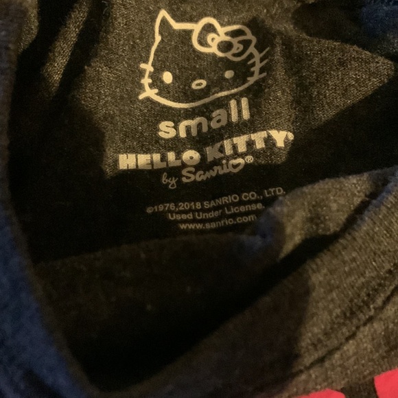 Hello kitty, dark gray T-shirt - Picture 2 of 3